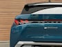 Peugeot E-3008 GT Avantage 210 73 kWh Stuur en stoelverwarming / Alcantara / trekhaak / Adaptive cruise / Keyless