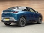 Peugeot E-3008 GT Avantage 210 73 kWh Stuur en stoelverwarming / Alcantara / trekhaak / Adaptive cruise / Keyless