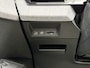 Peugeot E-3008 GT Avantage 210 73 kWh Stuur en stoelverwarming / Alcantara / trekhaak / Adaptive cruise / Keyless