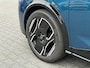 Peugeot E-3008 GT Avantage 210 73 kWh Stuur en stoelverwarming / Alcantara / trekhaak / Adaptive cruise / Keyless