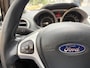 Ford Fiesta 1.25i Titanium 5-Deurs 82 PK. Leuke en zeer fijn rijdende auto met goed onderhoud in het verleden !!! Distributieriem en waterpomp vervangen in 2020 !! Alle keuringen toegestaan !