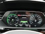 Audi Q8 e-tron 55 Quattro S Line 114 kWh 408pk Dealer O.H. | Trekhaak Afn. | Panodak | Luchtvering | Head Up | Adaptive Cruise | Bang & Olufsen | 360 Camera | Matrix LED | Alcantara Sportstoelen Verwarmd | Sfeerverlichting | Keyless | Blis | 21"L.M |