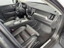 Volvo XC60 2.0 T5 Inscription Pano HUD Pilot Assist Trekhaak H/K