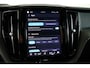 Volvo XC60 2.0 T6 Plug-in hybrid AWD Ultimate Black Edition / Opendak / Harmankardon / Memory / Trekhaak