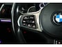 BMW 3-Serie 330e M-Sport Panorama / Opendak / Pilot assist / Harmankardon / HUD
