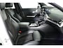 BMW 3-Serie 330e M-Sport Panorama / Opendak / Pilot assist / Harmankardon / HUD