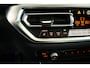 BMW 3-Serie 330e M-Sport Panorama / Opendak / Pilot assist / Harmankardon / HUD