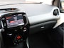 Peugeot 108 1.0 e-VTi Allure Automaat /Camera/15'LM/Carplay/LED/Climate control/CV/Bluetooth/ISOFIX/NAP! 2e eig!