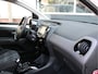 Peugeot 108 1.0 e-VTi Allure Automaat /Camera/15'LM/Carplay/LED/Climate control/CV/Bluetooth/ISOFIX/NAP! 2e eig!