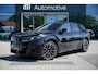BMW iX3 50 xDrive 113 kWh l M Sportpakket Pro l Trekhaak l Panoramadak l AC charging 22kW l Innovation Pack l