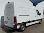 Mercedes-Benz eSprinter 312 55 kWh L2H2 Elektrisch 145km WLTP 92,5% (SOH) 80kw Snelladen Climate Control Camera