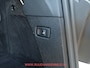 BMW 5-Serie Touring 520i TREKHAAK / M-PAKKET / SCHUIF-KANTELDAK / SPORTSTOEL /