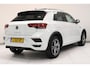 Volkswagen T-Roc 1.5 TSI 3x R-line | Pano | Camera | Navigatie | Adaptieve cruise | Elek. Achterklep | AppleCarplay AndroidAuto |