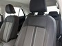 Volkswagen T-Roc 1.5 TSI Style | ACHTERUITRIJCAMERA | TREKHAAK | NAVIGATIE | APPLE CARPLAY / ANDROID AUTO | ALL SEASON BANDEN | CLIMATE CONTROL