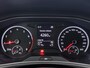 Volkswagen T-Roc 1.5 TSI Style | ACHTERUITRIJCAMERA | TREKHAAK | NAVIGATIE | APPLE CARPLAY / ANDROID AUTO | ALL SEASON BANDEN | CLIMATE CONTROL