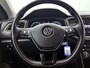 Volkswagen T-Roc 1.5 TSI Style | ACHTERUITRIJCAMERA | TREKHAAK | NAVIGATIE | APPLE CARPLAY / ANDROID AUTO | ALL SEASON BANDEN | CLIMATE CONTROL
