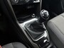 Volkswagen T-Roc 1.5 TSI Style | ACHTERUITRIJCAMERA | TREKHAAK | NAVIGATIE | APPLE CARPLAY / ANDROID AUTO | ALL SEASON BANDEN | CLIMATE CONTROL