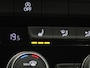 Volkswagen T-Roc 1.5 TSI Style Business 150 PK| Origineel Nederlands | 1e Eigenaar | Trekhaak | Navigatie | Stoelverwarming | Parkeersensoren | Digitale Cockpit Pro | Buitenspiegels Elektrisch Inklapbaar
