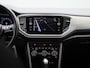 Volkswagen T-Roc 1.5 TSI Style Business 150 PK| Origineel Nederlands | 1e Eigenaar | Trekhaak | Navigatie | Stoelverwarming | Parkeersensoren | Digitale Cockpit Pro | Buitenspiegels Elektrisch Inklapbaar