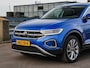Volkswagen T-Roc 1.5 TSI 150 PK DSG Style | Panoramadak | Leder | Memory | IQ-Light | Keyless | ACC | Camera | Virtual Cockpit | Stoel/Stuurverwarming | Navigatie | 18"