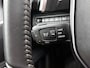 Peugeot 3008 1.6 HYbrid 225 Allure | Keyless entry | Stoelverwarming | arkeersensoren voor + achter | Rijklaar |