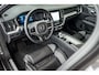 Volvo V60 Cross Country V60 B5 250PK Plus Bright Cross Country | Trekhaak | Adap cruise | Getint Glas | 19'' | Stoel verw.