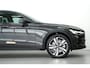 Volvo V60 Cross Country V60 B5 250PK Plus Bright Cross Country | Trekhaak | Adap cruise | Getint Glas | 19'' | Stoel verw.