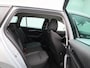 Skoda Octavia Combi 1.0 TSI Clever | Climate Control | Stoelverwarming | Sfeerverlichting | Parkeersensoren | Lichtmetalen Velgen |