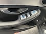 Mercedes-Benz C-klasse 180 PRESTIGE AUTOMAAT NAVIGATIE STOELVERWARMING CRUISE CONTROL BLUETOOTH TELEFOON MEDIA VOORBEREIDING RIJSTROOKSENSOREN DODEHOEKSENSOREN PDC ZEER MOOI !! ZWARTE GRILLE- DIFFUSERS UITLAATSYSTEEM MET KLEPSYSTEEM