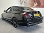 Mercedes-Benz C-klasse 180 PRESTIGE AUTOMAAT NAVIGATIE STOELVERWARMING CRUISE CONTROL BLUETOOTH TELEFOON MEDIA VOORBEREIDING RIJSTROOKSENSOREN DODEHOEKSENSOREN PDC ZEER MOOI !! ZWARTE GRILLE- DIFFUSERS UITLAATSYSTEEM MET KLEPSYSTEEM