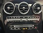 Mercedes-Benz C-klasse 180 PRESTIGE AUTOMAAT NAVIGATIE STOELVERWARMING CRUISE CONTROL BLUETOOTH TELEFOON MEDIA VOORBEREIDING RIJSTROOKSENSOREN DODEHOEKSENSOREN PDC ZEER MOOI !! ZWARTE GRILLE- DIFFUSERS UITLAATSYSTEEM MET KLEPSYSTEEM