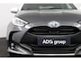Toyota Yaris 1.5 Hybrid Executive Bi-Tone | Half leder bekleding | Bi-Tone | stoelverwarming |