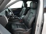 Porsche Cayenne 3.0 E-Hybrid |sportdesign|krijt|panoramadak|Bose|PASM|sportuitlaat|memory|Apple Carplay|blind spot|PDLS|360 camera|stoelverwarming|22" sport classic|