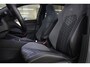 Volkswagen Golf 1.5 eTSI R-Line Pano/HUD/H&K/CAM/BLINDESPOT/BOMVOL