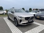 Volvo XC90 T8 Plug-in hybrid AWD Ultra Dark | Executive Edition | Luchtvering | Bowers & Wilkins | Trekhaak | Massage Stoelen |