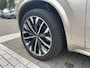 Volvo XC90 T8 Plug-in hybrid AWD Ultra Dark | Executive Edition | Luchtvering | Bowers & Wilkins | Trekhaak | Massage Stoelen |