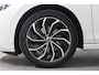 Volkswagen Golf Variant 1.5 TSI Style | LED | Memory | Cruise Adaptuive | Stoel/Stuurverwarming | Camera | Sfeerverlichting | Navi | Keyless | DAB | Lichtmetalen Velgen