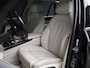 BMW X5 XDrive40d High Executive (PANORAMADAK,LED,HEAD-UP,ELECTRISCHE STOELEN,LEDER,VERWARMING,CAMERA,TREKHAAK,INDIVIDUAL,PDC)