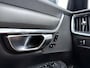 Volvo V90 Cross Country T5 251pk AWD Pro / Geventileerde stoelen / 360 graden camera / BLIS / Keyles entry /  Trekhaak /