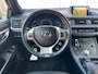 Lexus CT 200h F-Sport Line Automaat / Elektr. memo stoel / Leder / DAB / Xenon / 17" / Keyless / Camera / Dealer onderhouden