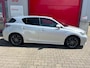 Lexus CT 200h F-Sport Line Automaat / Elektr. memo stoel / Leder / DAB / Xenon / 17" / Keyless / Camera / Dealer onderhouden