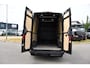 Volkswagen Crafter 35 2.0 TDI L3H3 Black Edition Camera, Adaptieve Cruise, Carplay, LED, Trekhaak, Voorruitverwarming, Sensoren, 177pk, Automaat, Uniek!