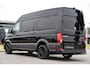 Volkswagen Crafter 35 2.0 TDI L3H3 Black Edition Camera, Adaptieve Cruise, Carplay, LED, Trekhaak, Voorruitverwarming, Sensoren, 177pk, Automaat, Uniek!