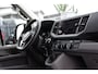 Volkswagen Crafter 35 2.0 TDI L3H3 Black Edition Camera, Adaptieve Cruise, Carplay, LED, Trekhaak, Voorruitverwarming, Sensoren, 177pk, Automaat, Uniek!