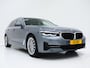 BMW 5-Serie Touring 530e | Panoramadak | Leder | Camera | Sfeerlicht | Keyless | Stoelverwarming | Cruise | Carplay