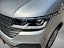 Volkswagen Transporter 2.0 TDI 150pk DSG L2H3 28 Bulli · Camera · Apple/Android Car Play · Trekhaak · Adaptive Cruise Control · Alarmklasse 3 · Navigatie · Elek. Inklapbare Spiegels ·