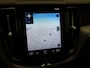 Volvo XC60 2.0 B5 Momentum Exclusive | Pano | Trekhaak | Head Up | 360 Camera | Blis | 20'' | Prijs Rijklaar!!