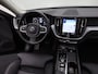 Volvo XC60 2.0 B5 Momentum Exclusive | Pano | Trekhaak | Head Up | 360 Camera | Blis | 20'' | Prijs Rijklaar!!
