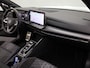 Volkswagen Golf 1.5 eTSI R-Line Edition | Pano | Keyless | Trekhaak wegkl. | IQ Light | Head Up | Harman/Kardon | Prijs Rijklaar!!