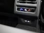 Volkswagen Golf 1.5 eTSI R-Line Edition | Pano | Keyless | Trekhaak wegkl. | IQ Light | Head Up | Harman/Kardon | Prijs Rijklaar!!